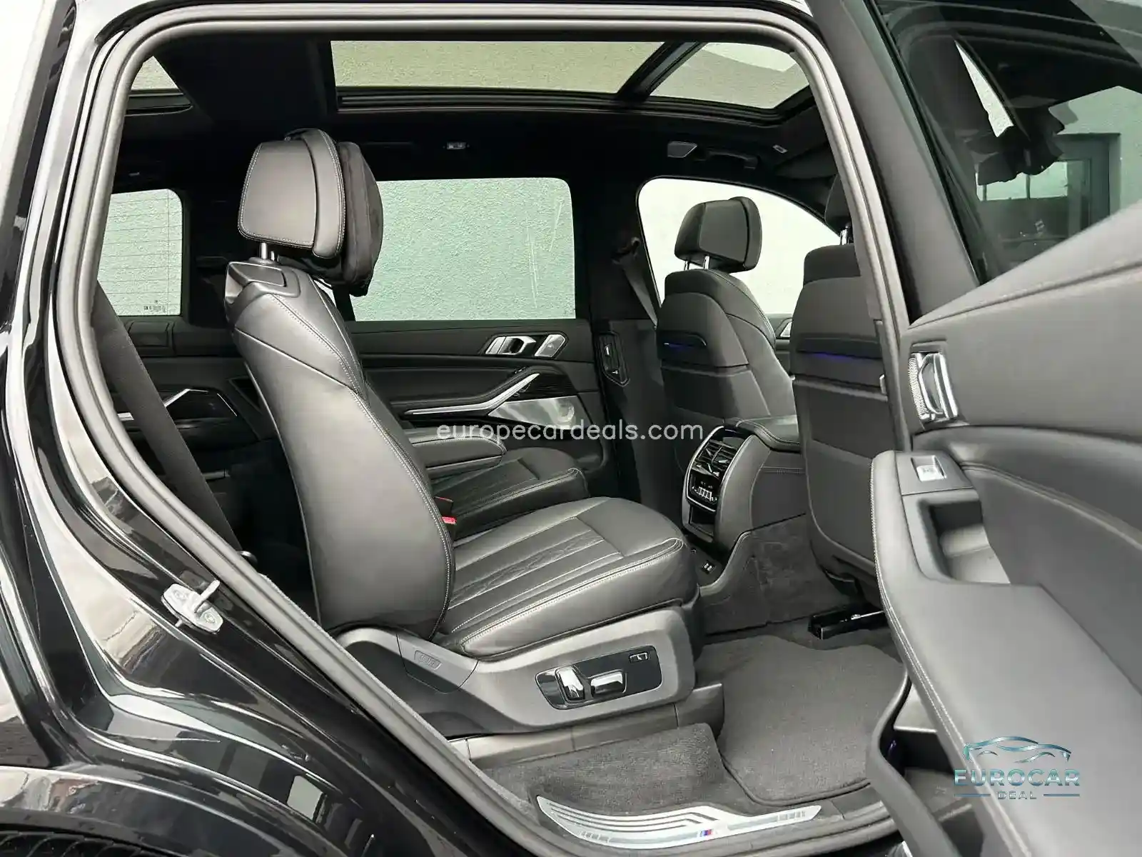 BMW X7 M50