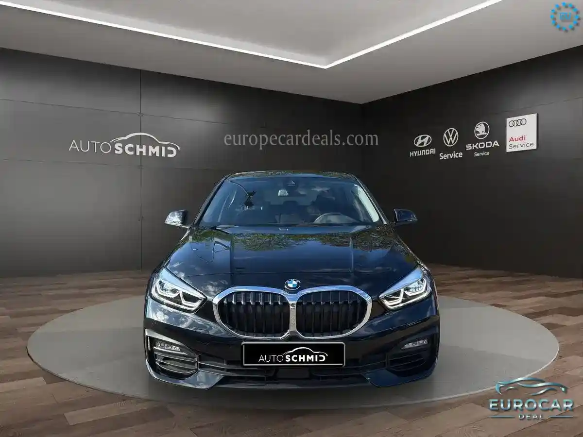 BMW 118
