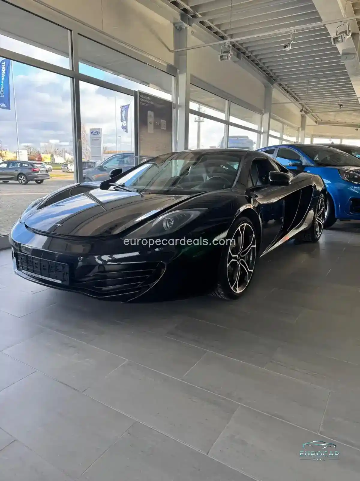 McLaren MP4-12C