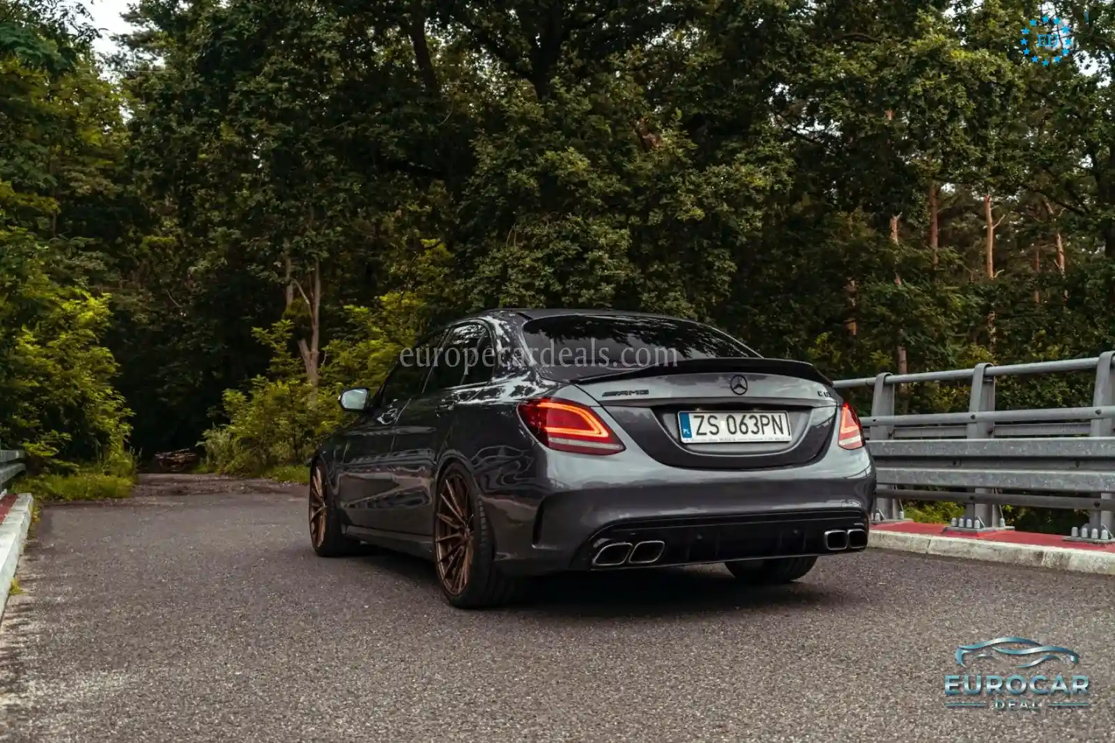 Mercedes-Benz C 63 AMG