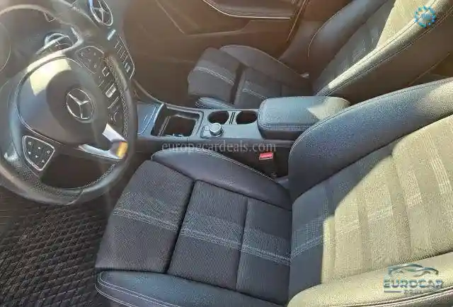 Mercedes-Benz A 160