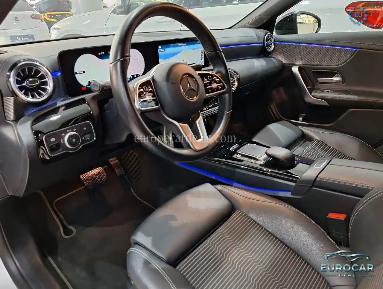 Mercedes-Benz CLA 200
