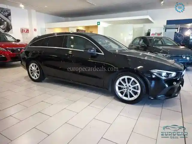 Mercedes-Benz CLA 180 Shooting Brake