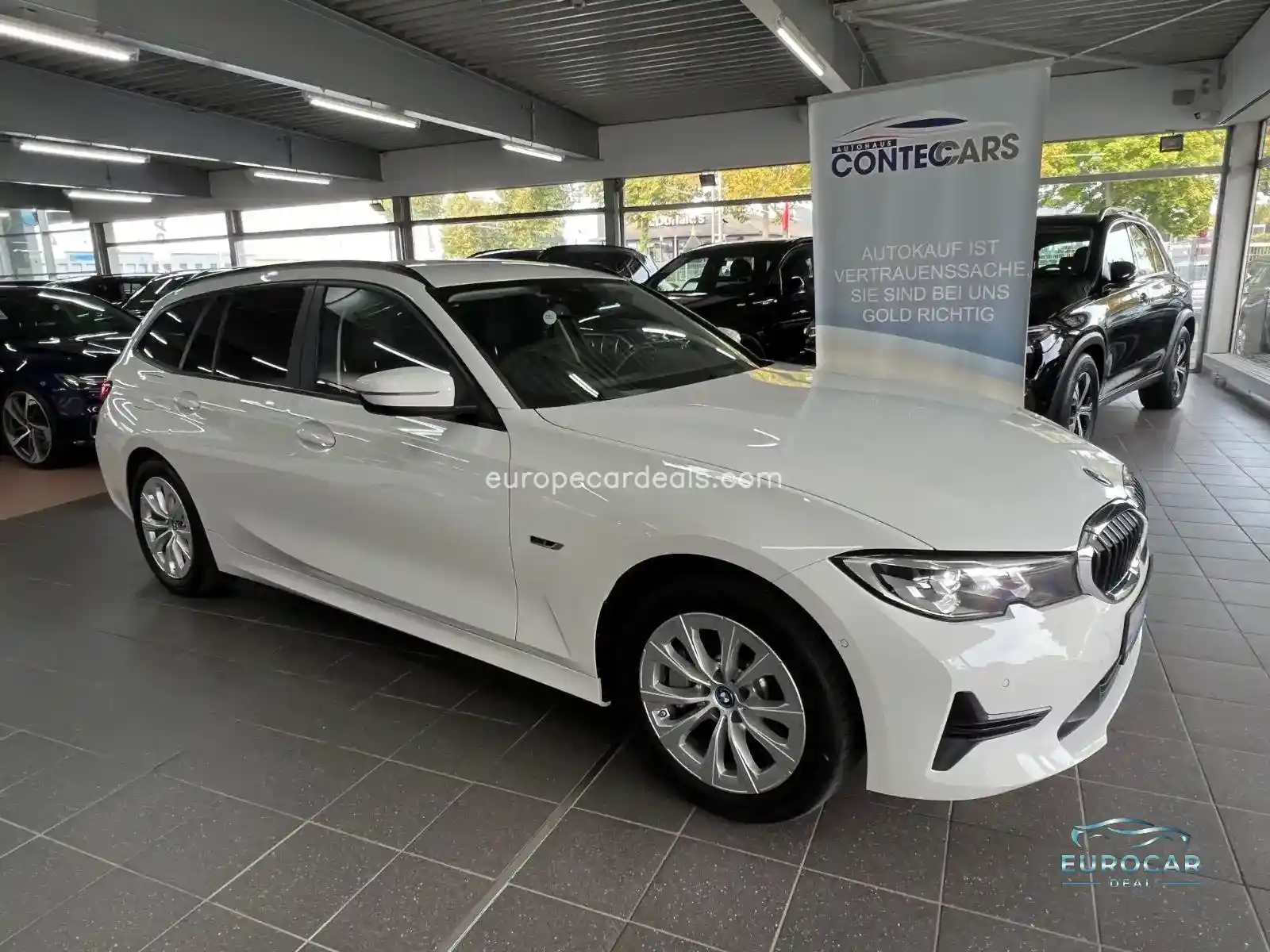 BMW 330