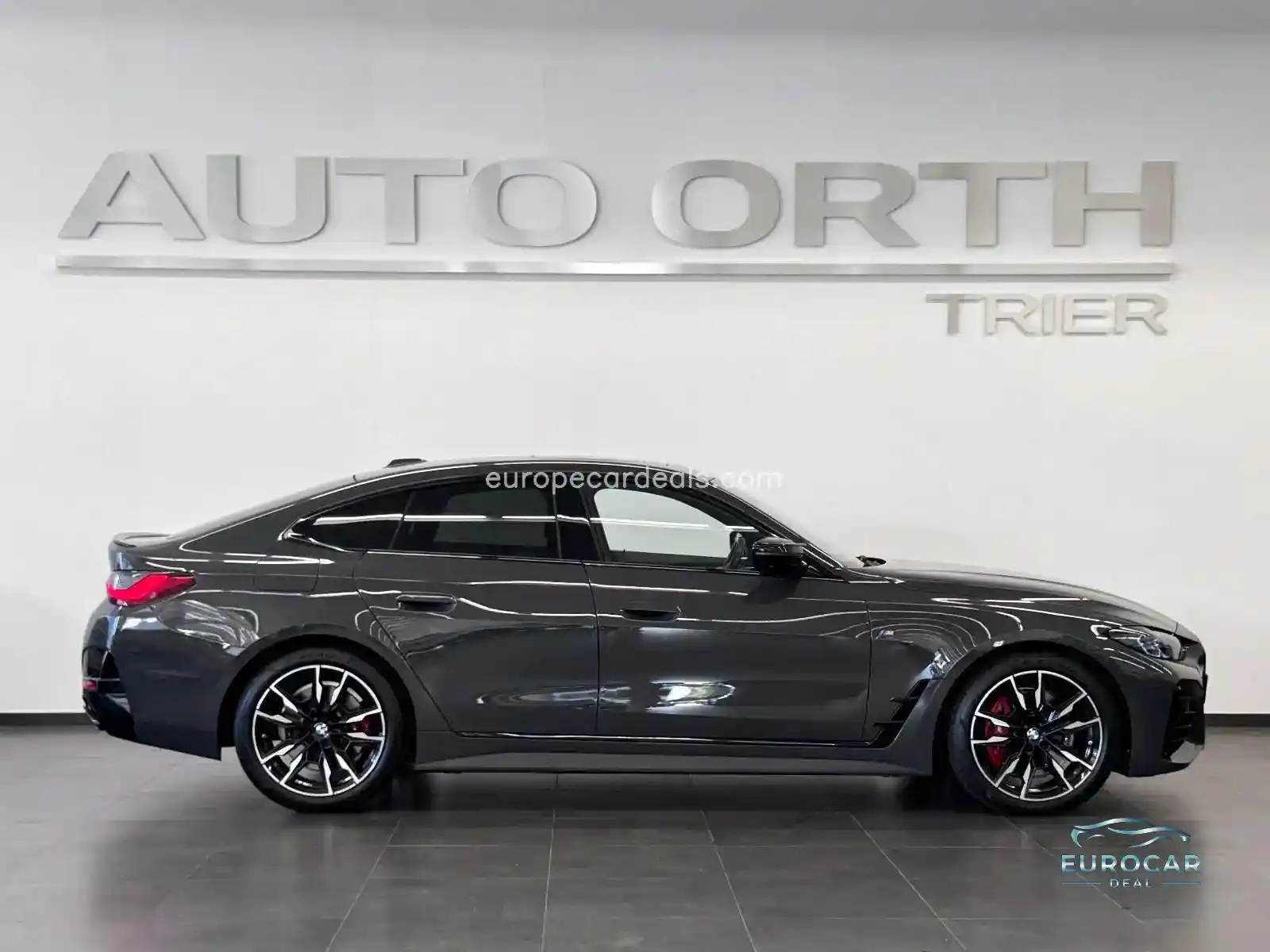 BMW M440