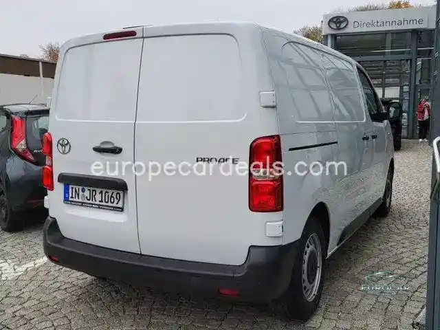 Toyota Proace (Verso)