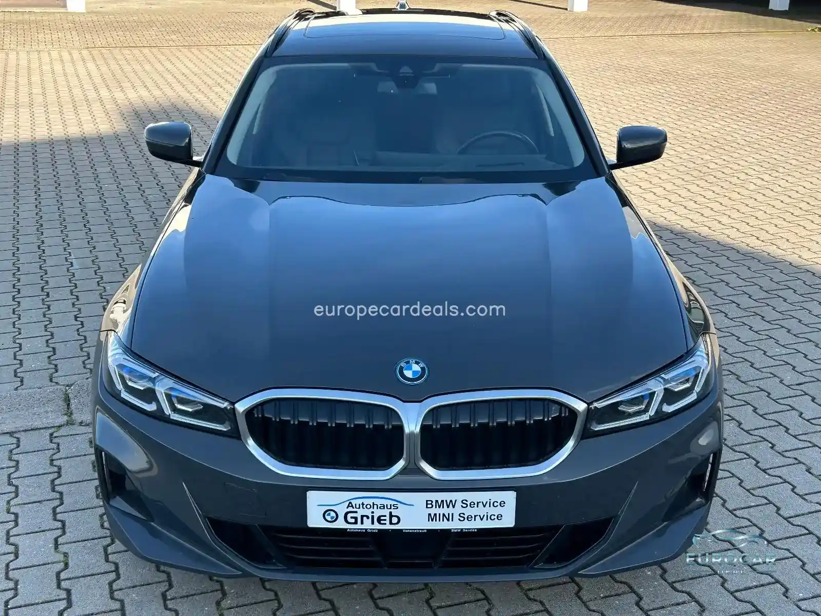 BMW 330