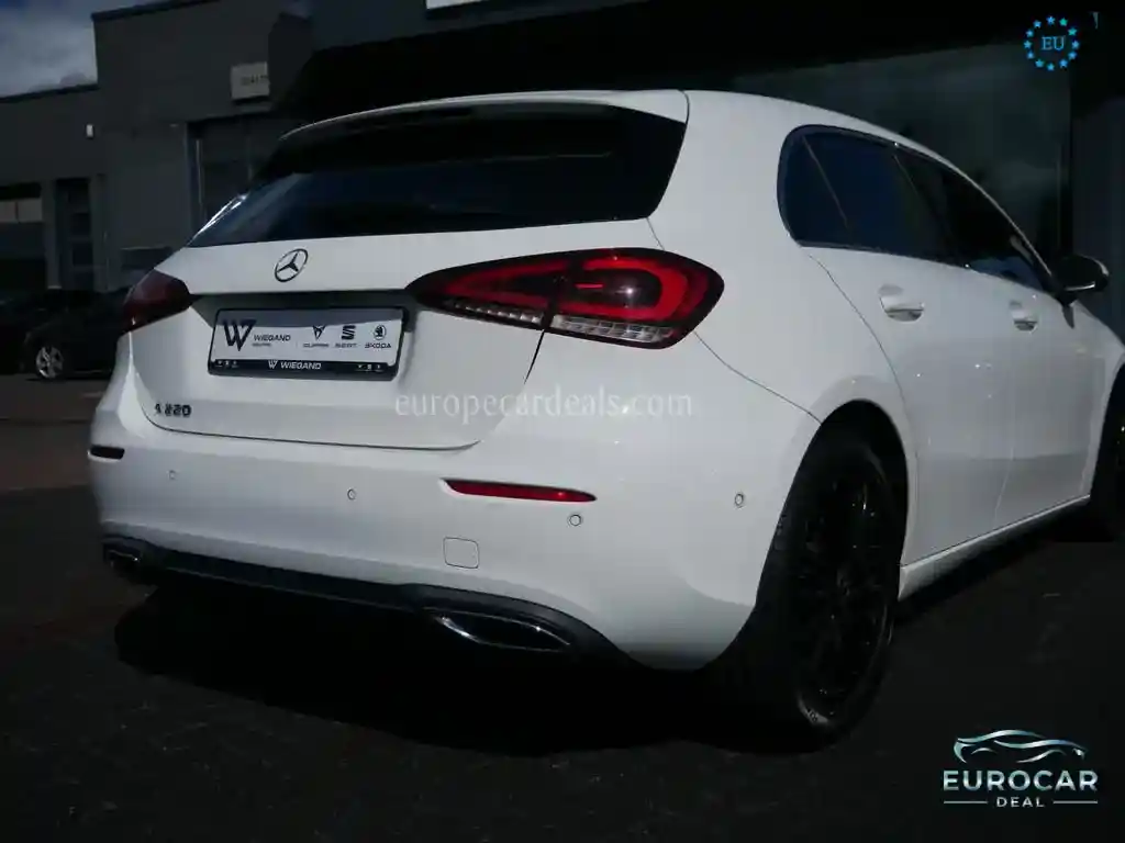 Mercedes-Benz A 220