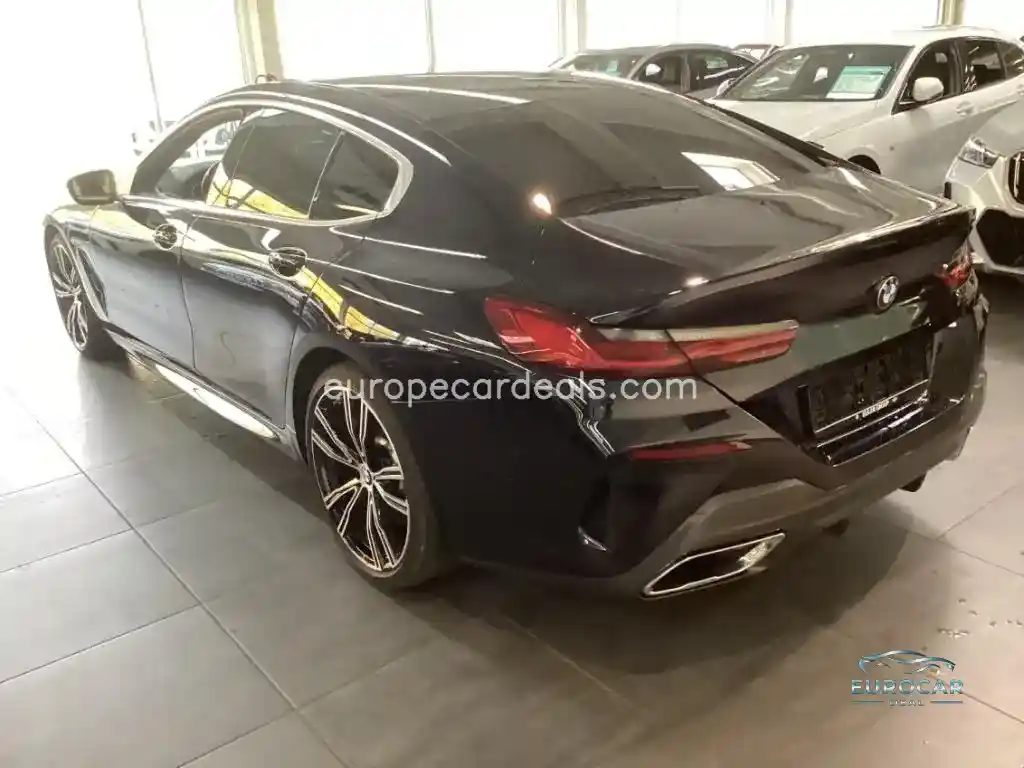 BMW 840