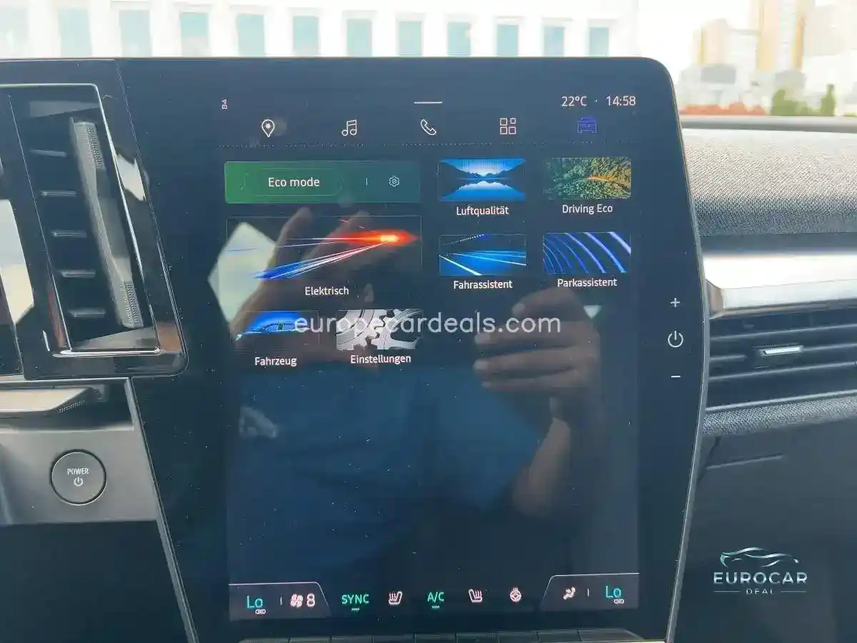 Renault Megane E-TECH