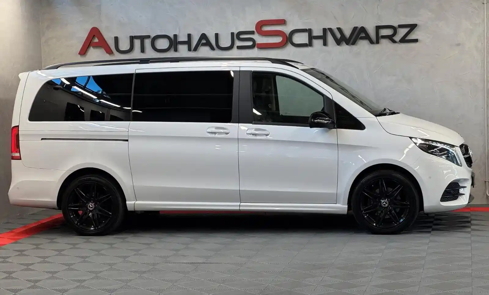 Mercedes-Benz V 250