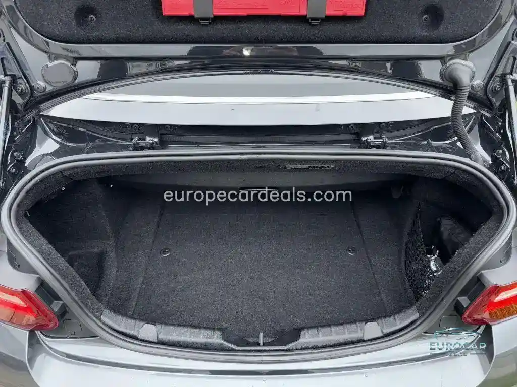 BMW M240i