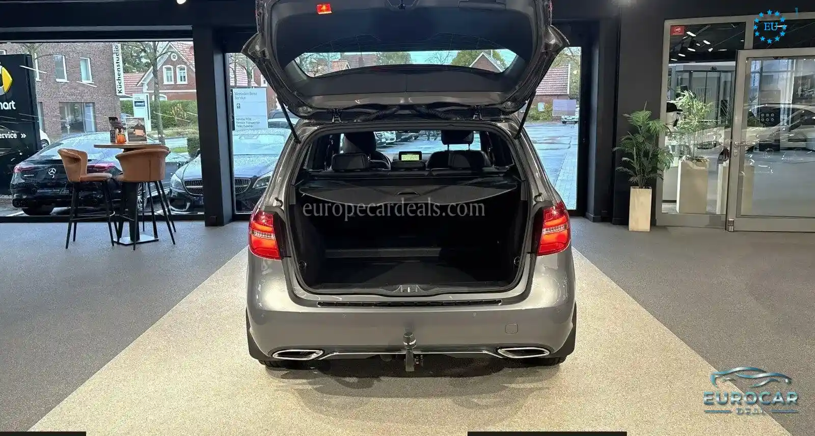 Mercedes-Benz B 180