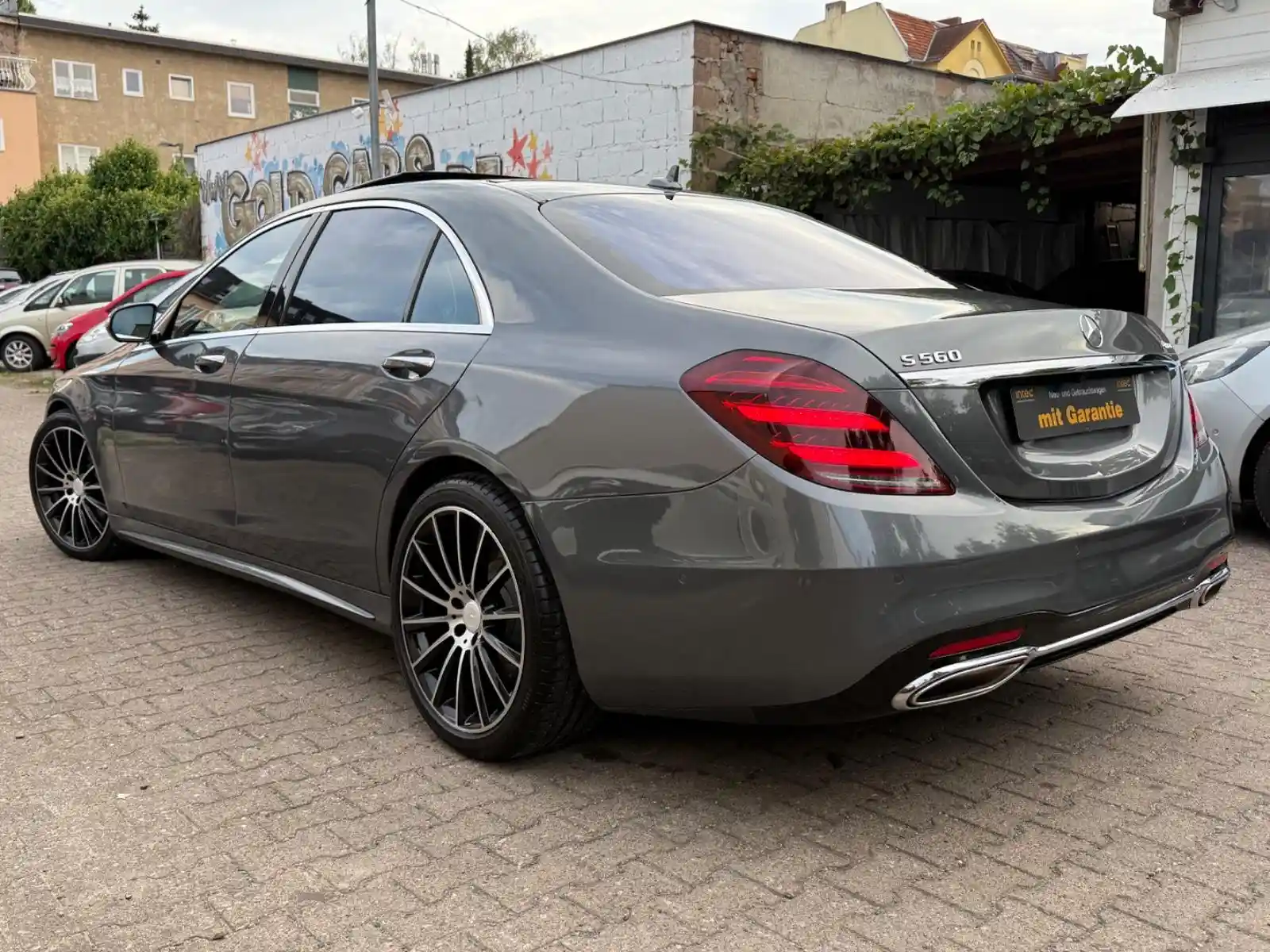 Mercedes-Benz S 560