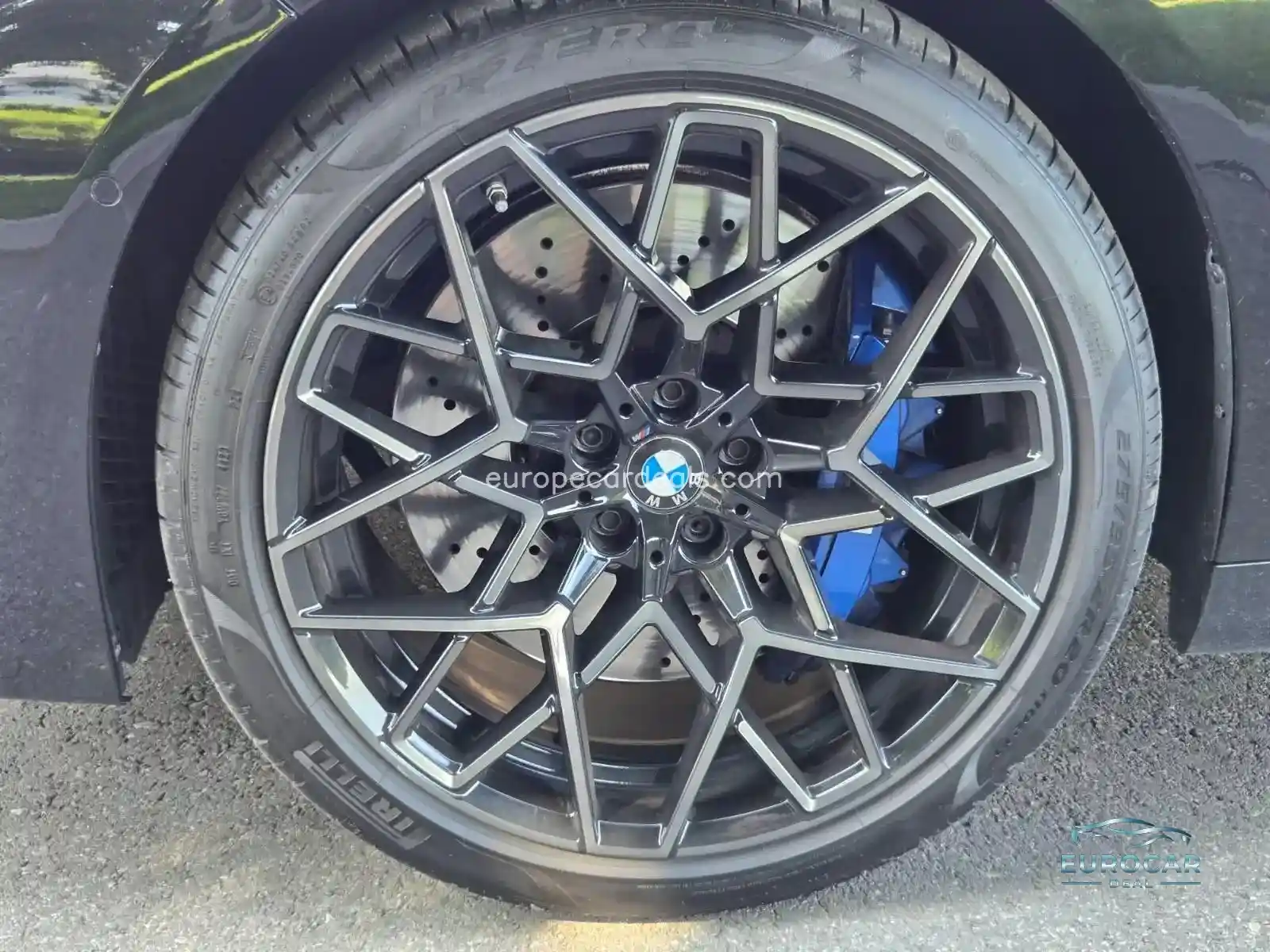 BMW M8