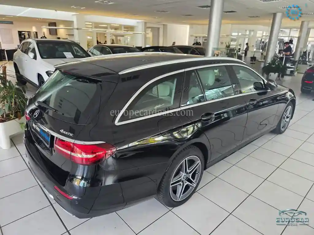 Mercedes-Benz E 300