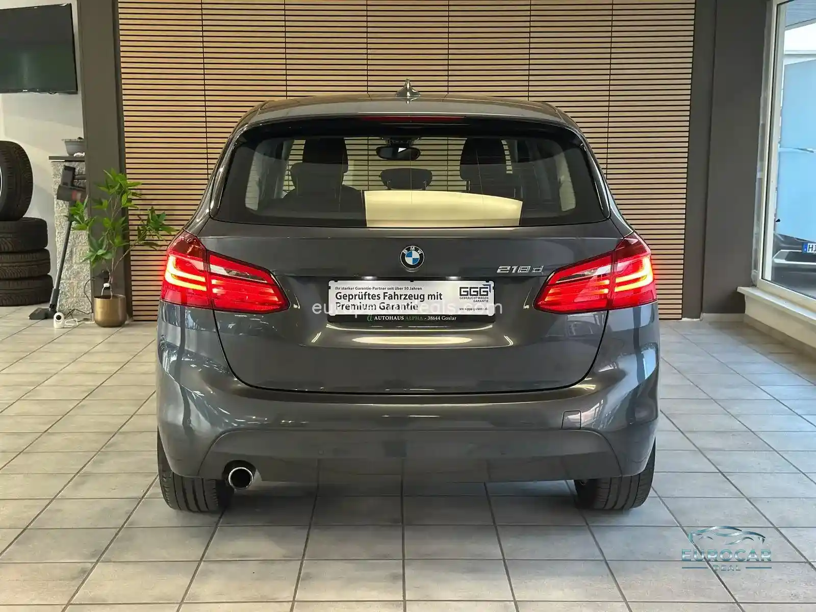 BMW 218