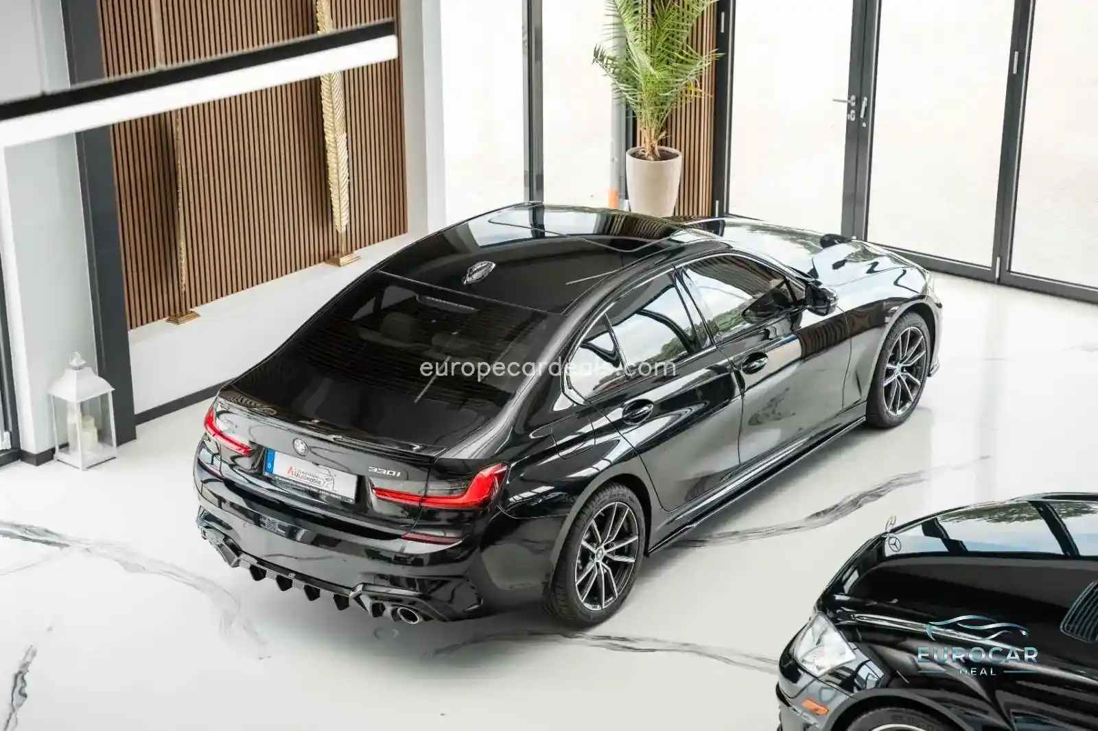 BMW 330