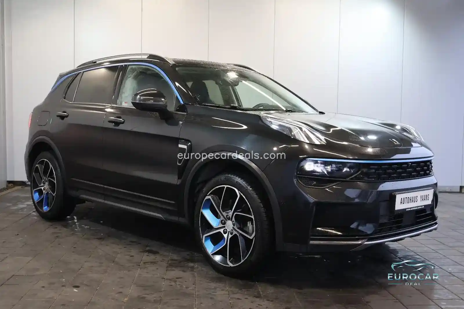 Lynk&Co 01