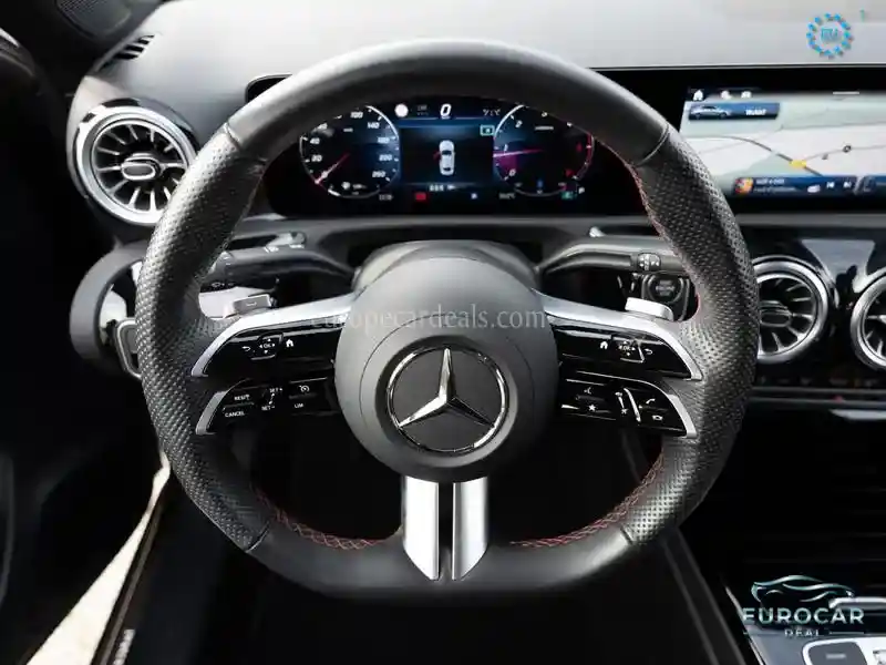 Mercedes-Benz A 220
