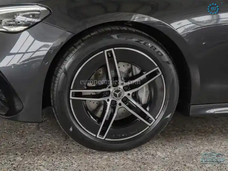 Mercedes-Benz E 200