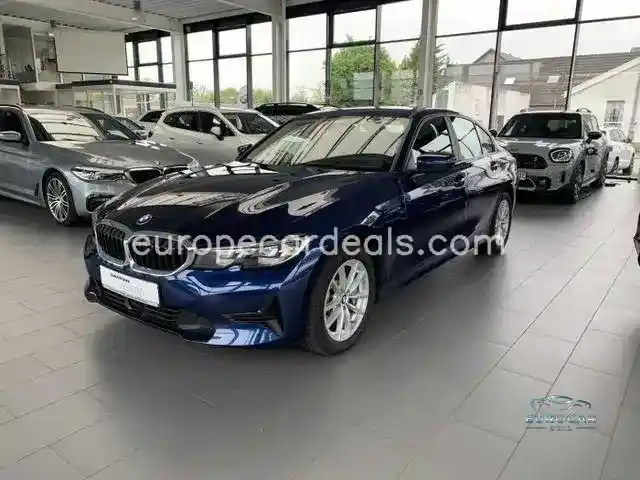BMW 330