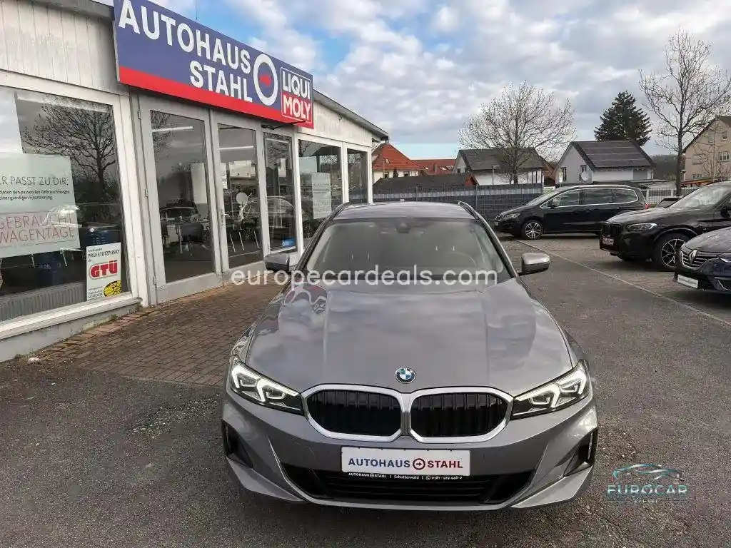 BMW 320