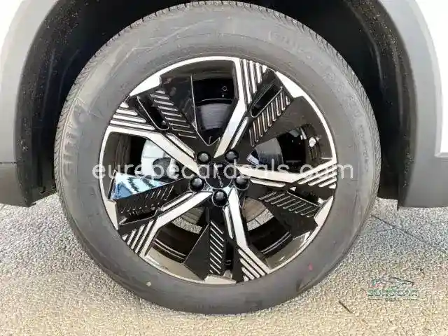 BAIC Beijing X75