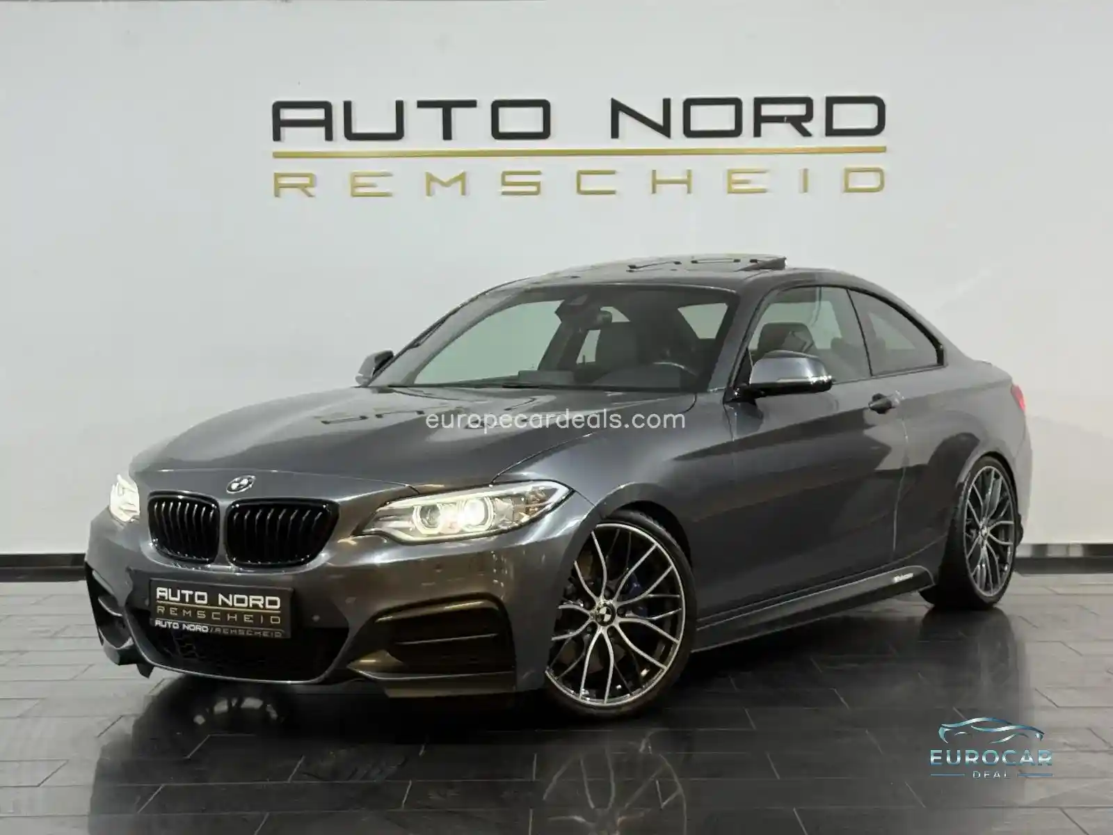 BMW M240i