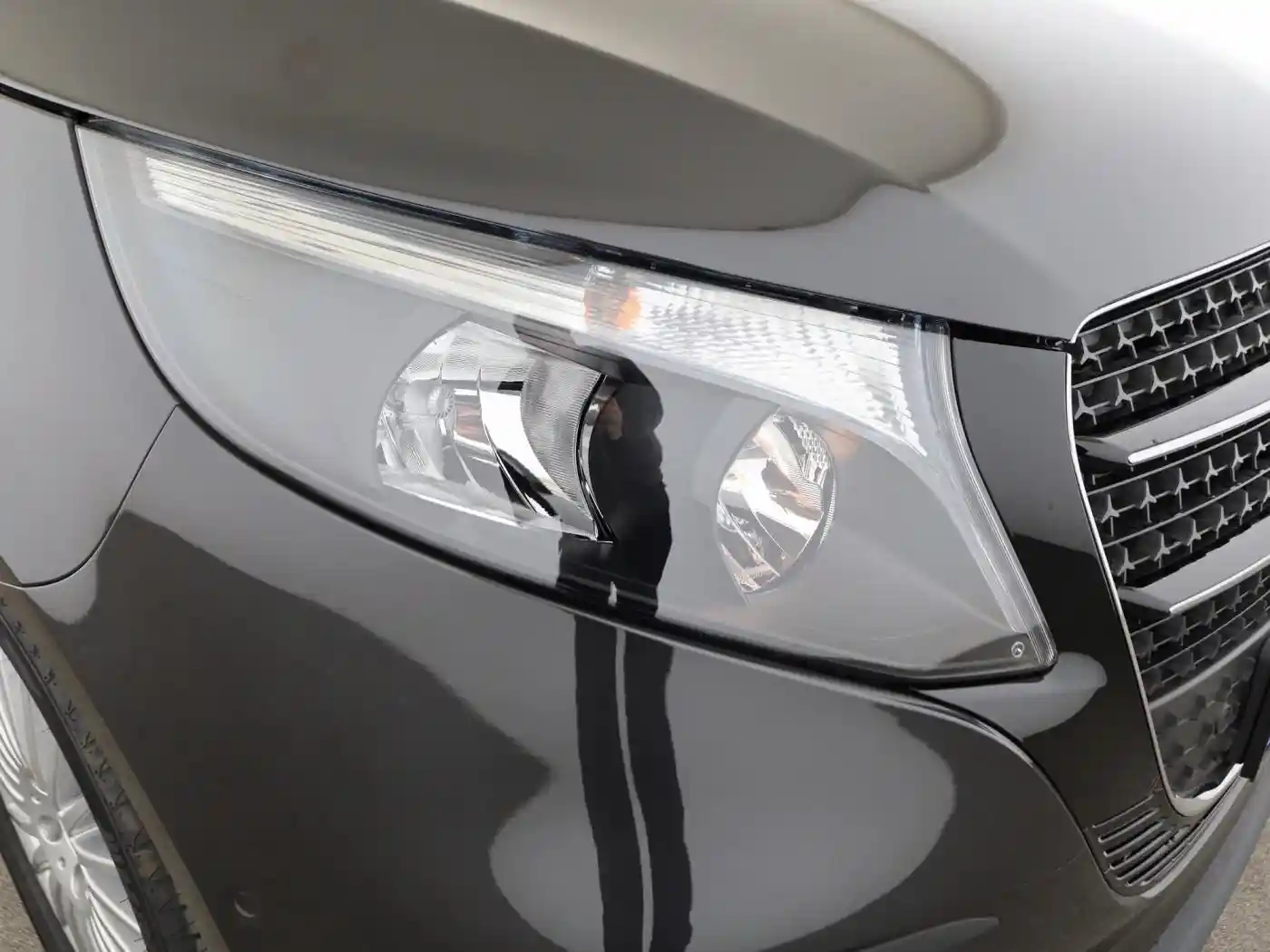 Mercedes-Benz V 250