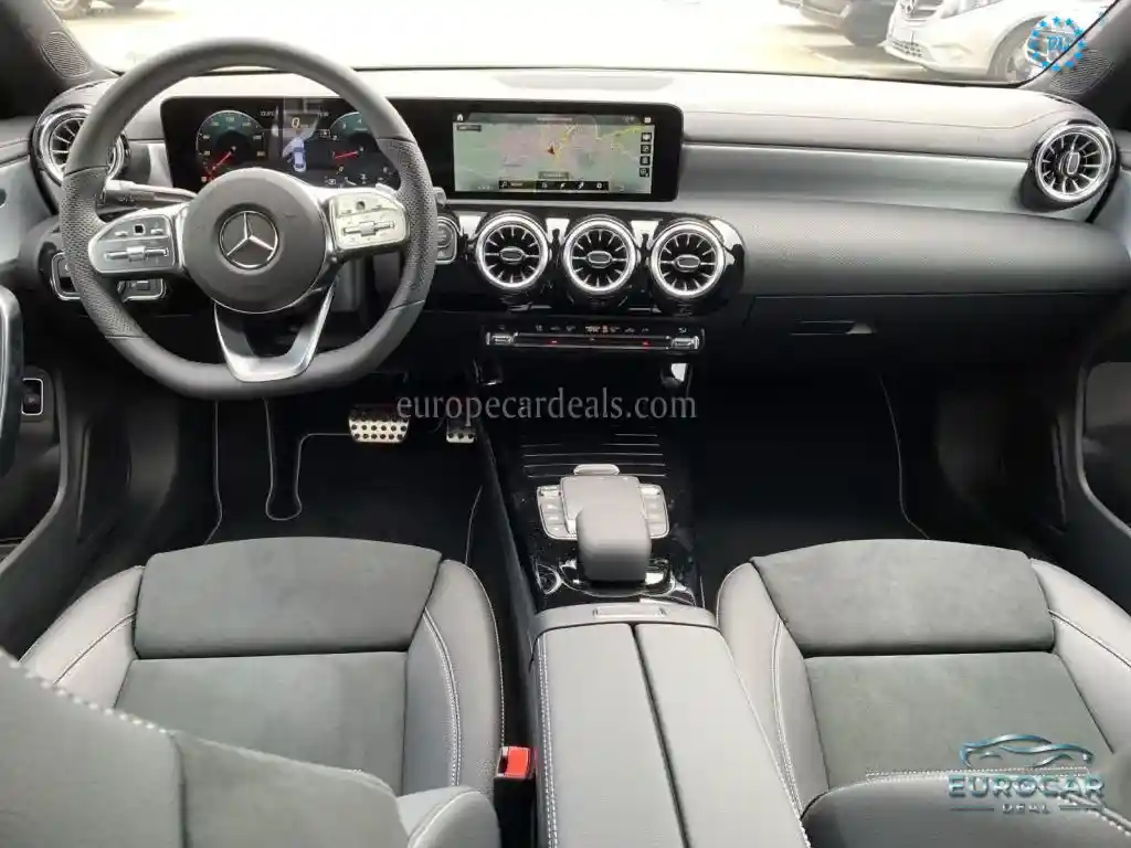 Mercedes-Benz CLA 180