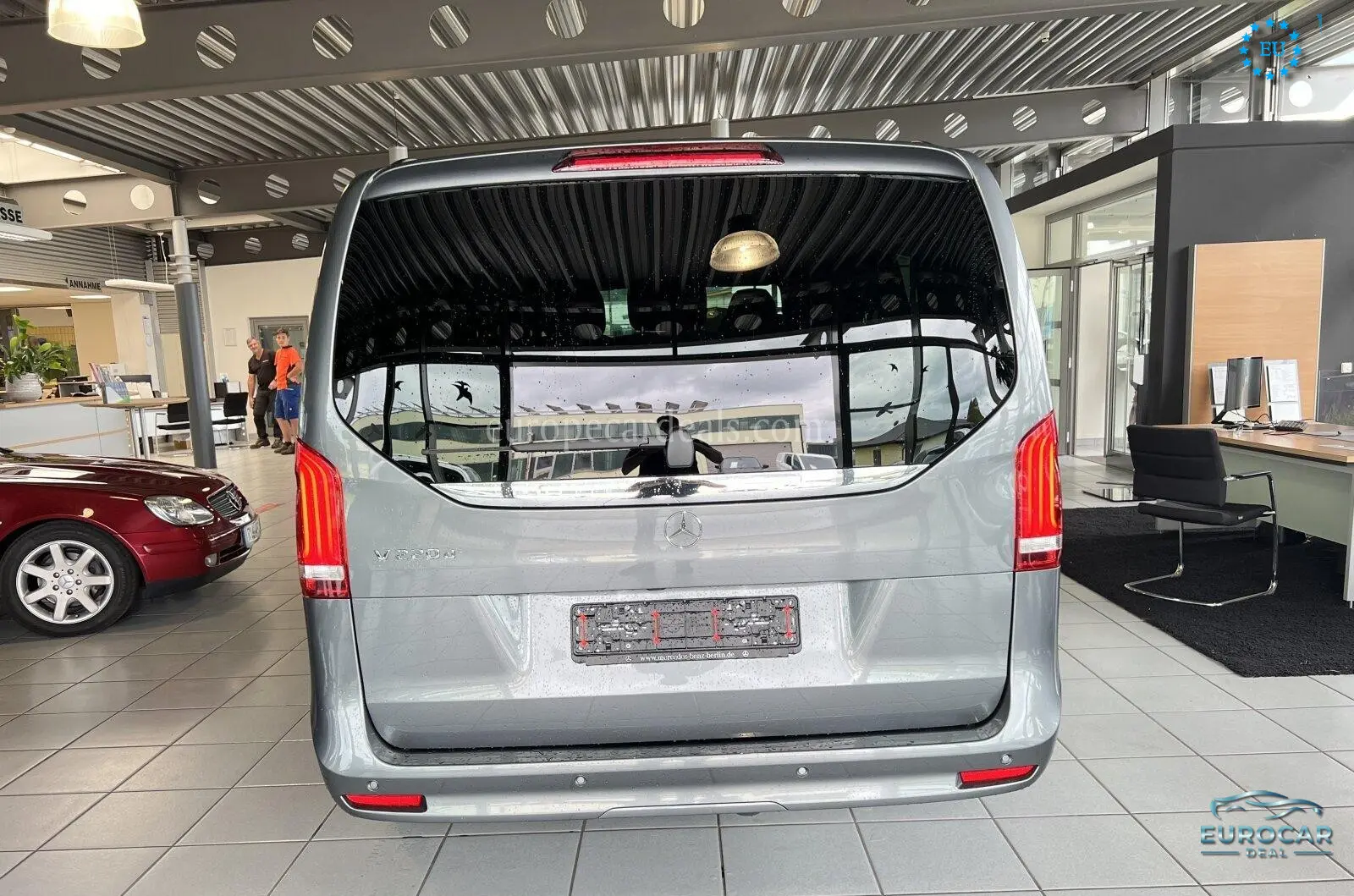 Mercedes-Benz V 220
