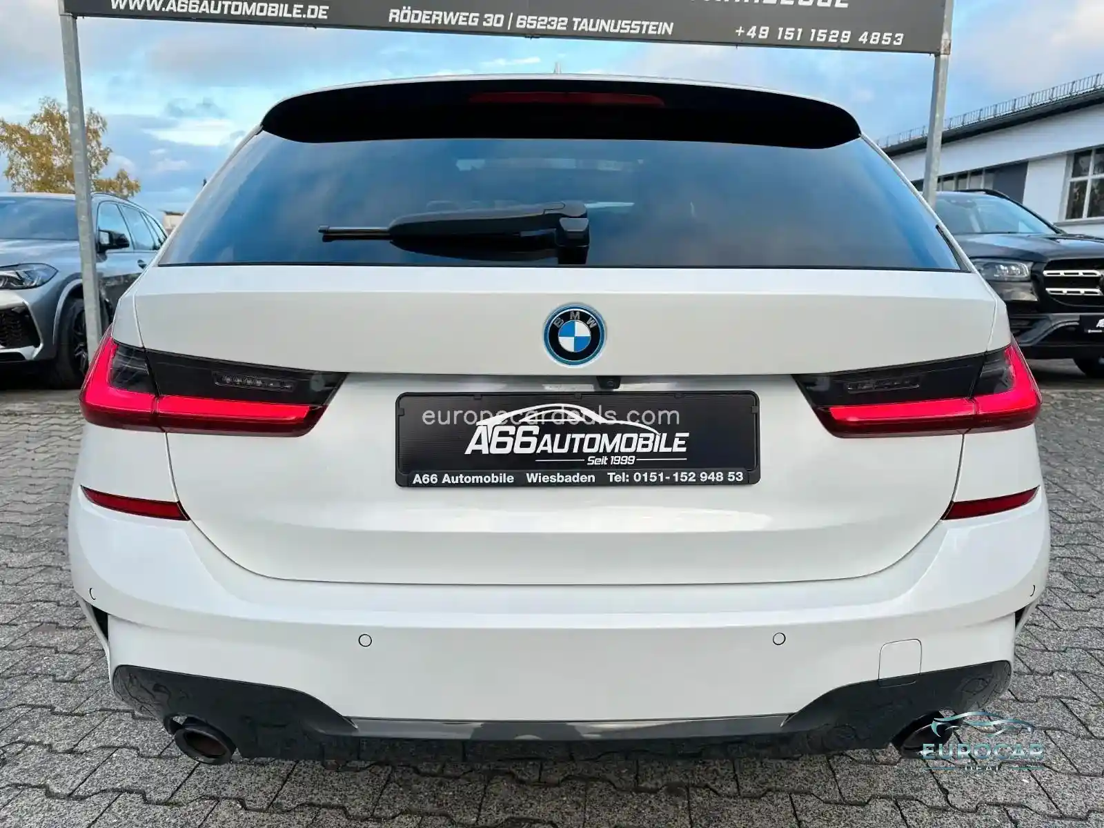 BMW 330