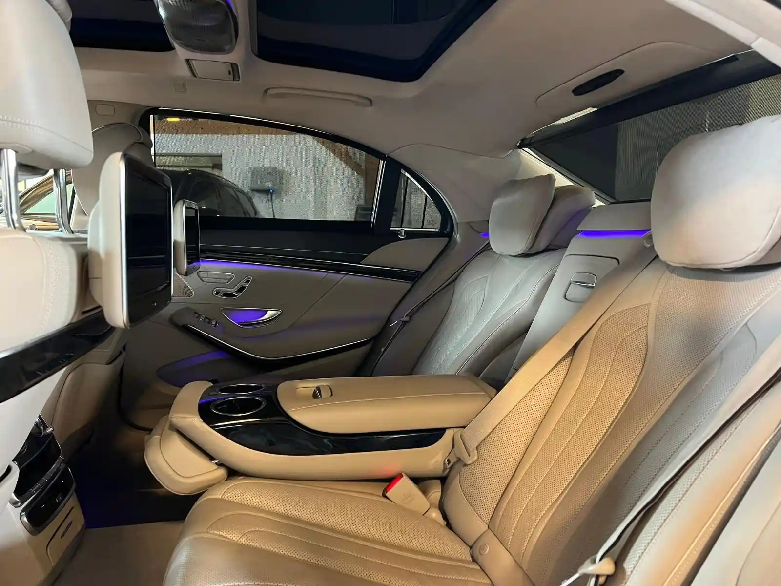 Mercedes-Benz S 500