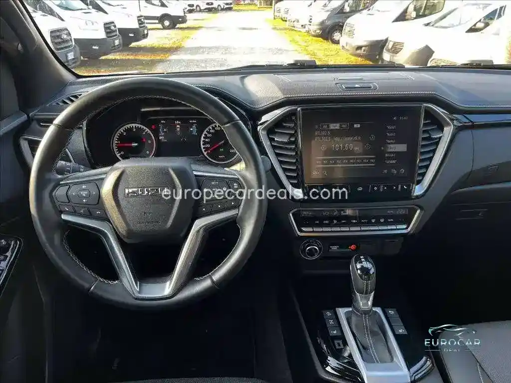 ISUZU D-Max 1.9 td crew N60FF 4×4 auto del 2023