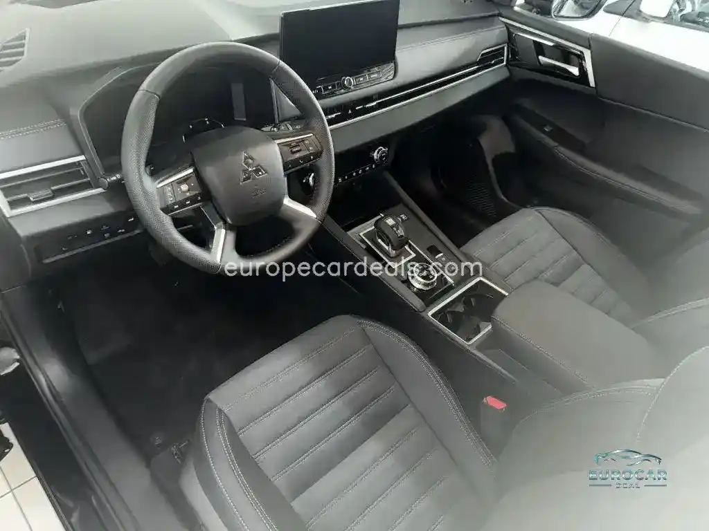 Mitsubishi Plug-in Hybrid Outlander