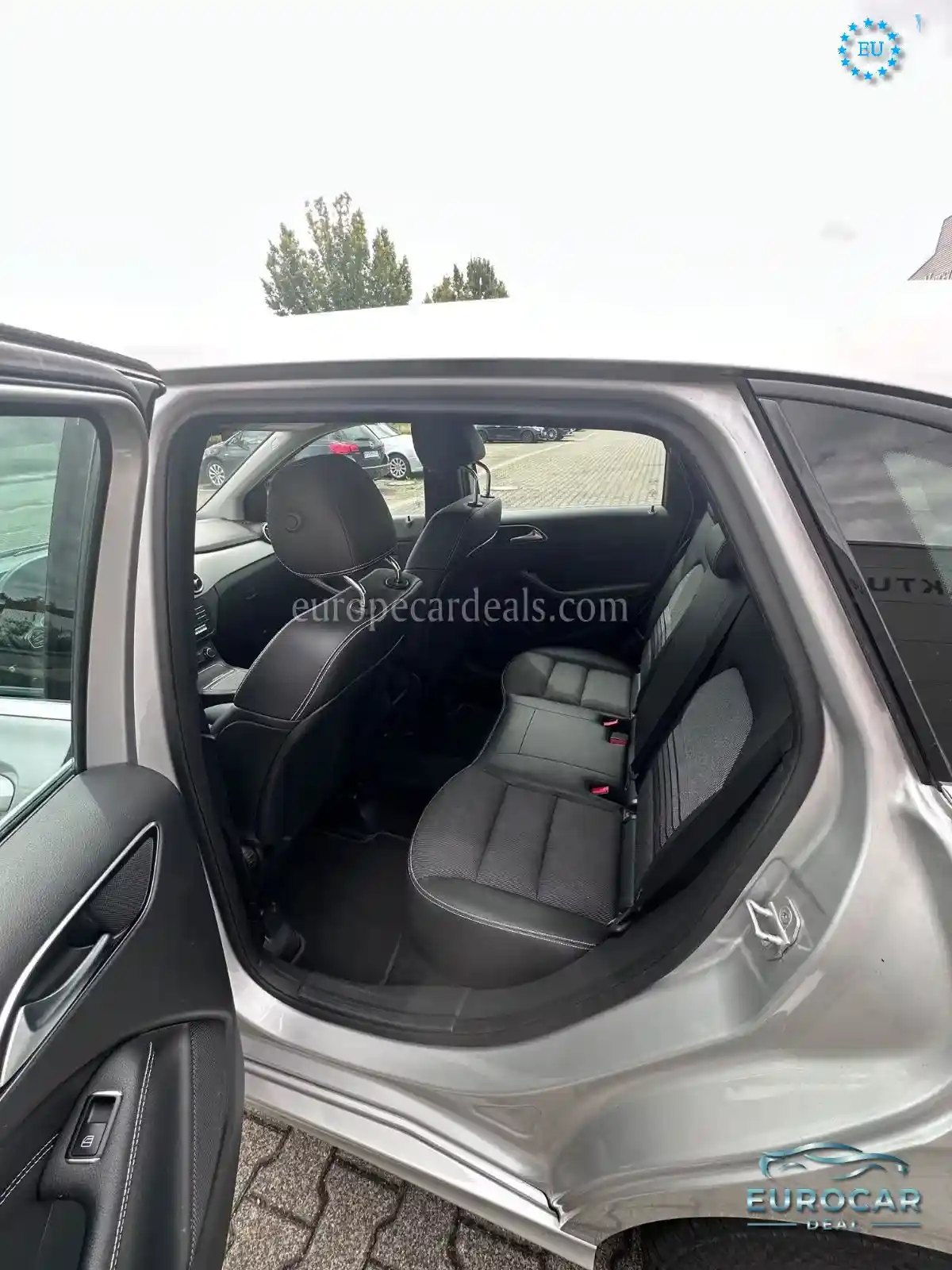 Mercedes-Benz B 200