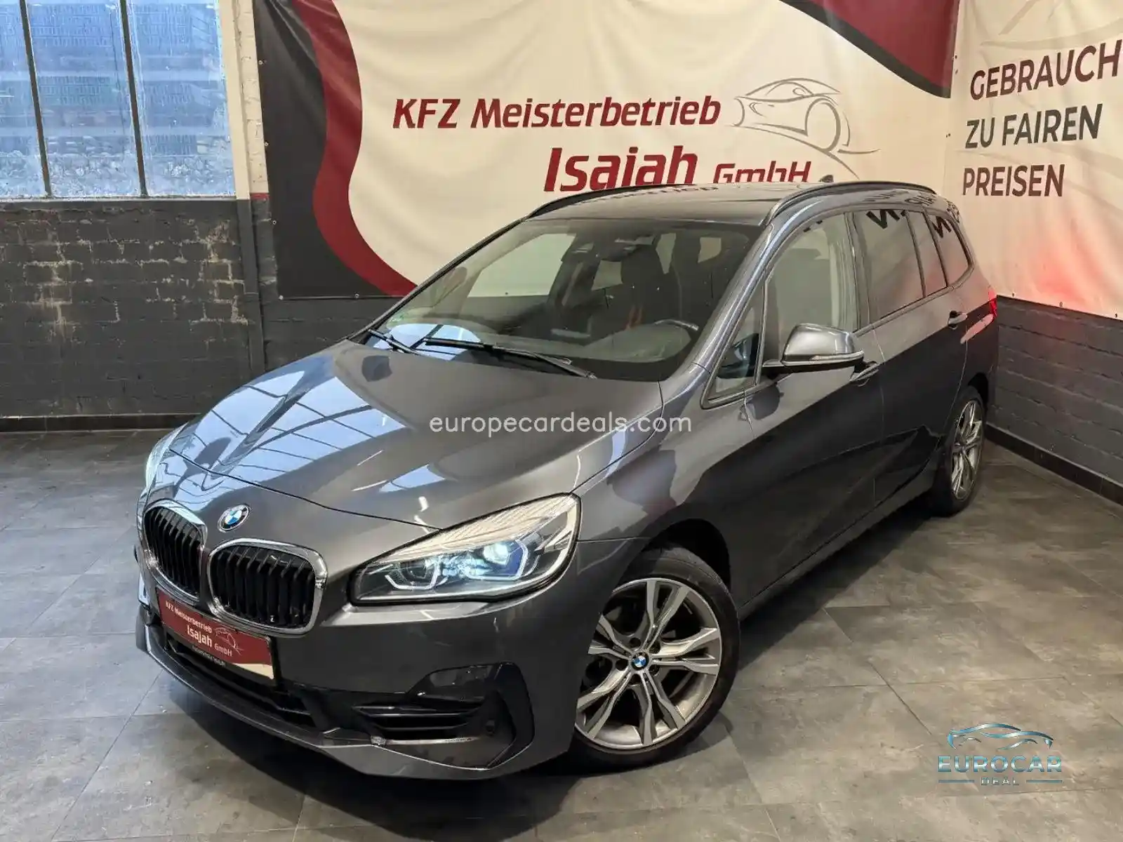 BMW 216