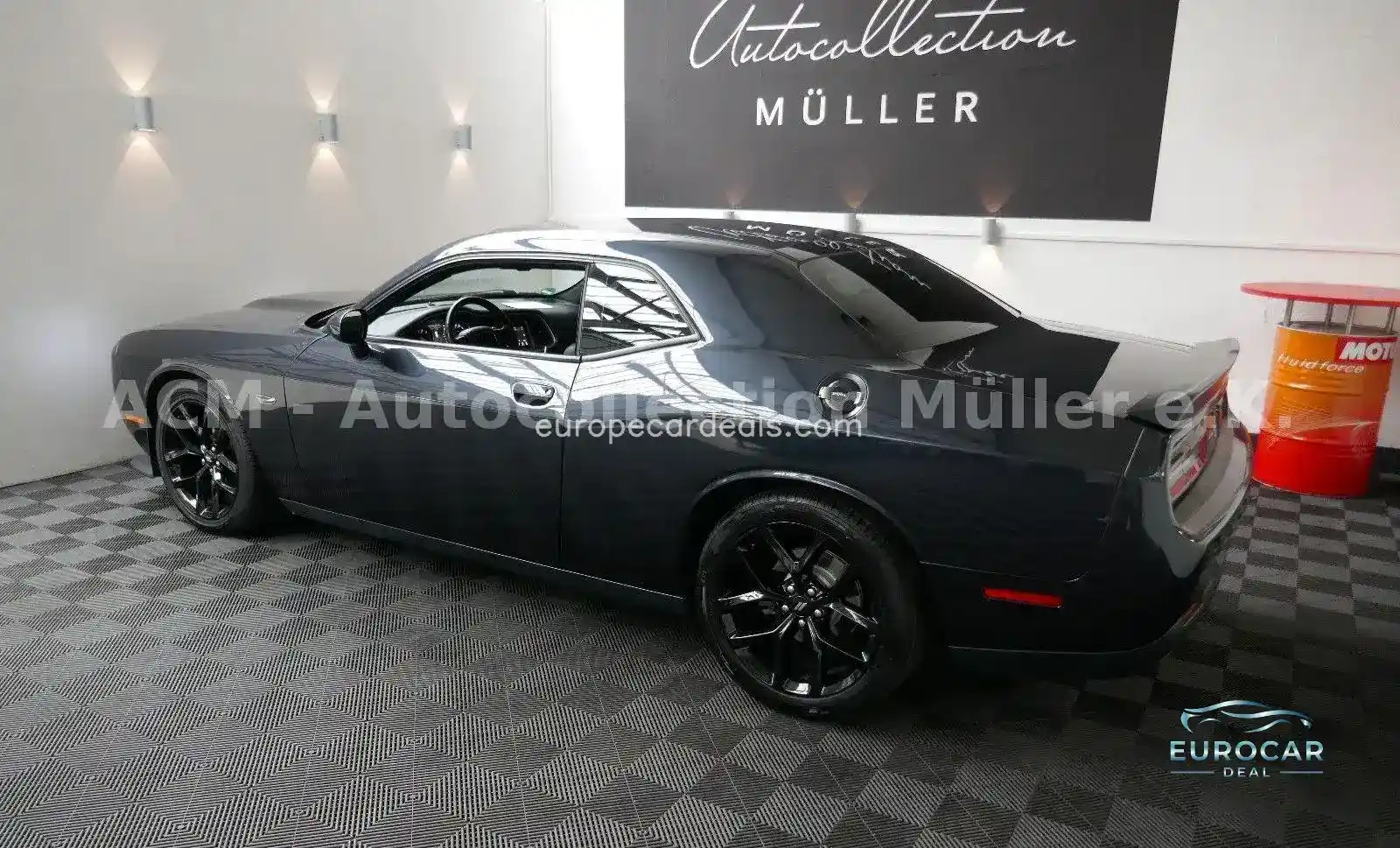 Dodge Challenger