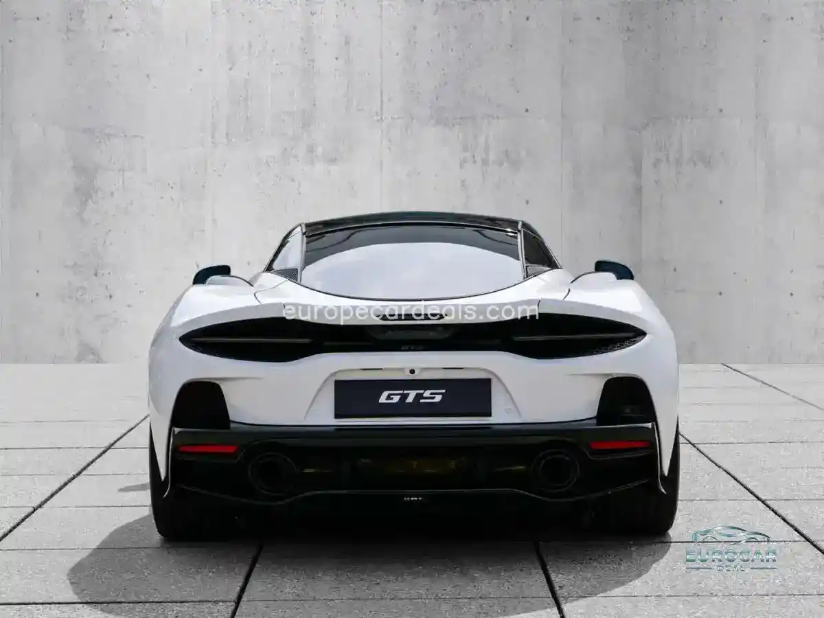 McLaren GTS