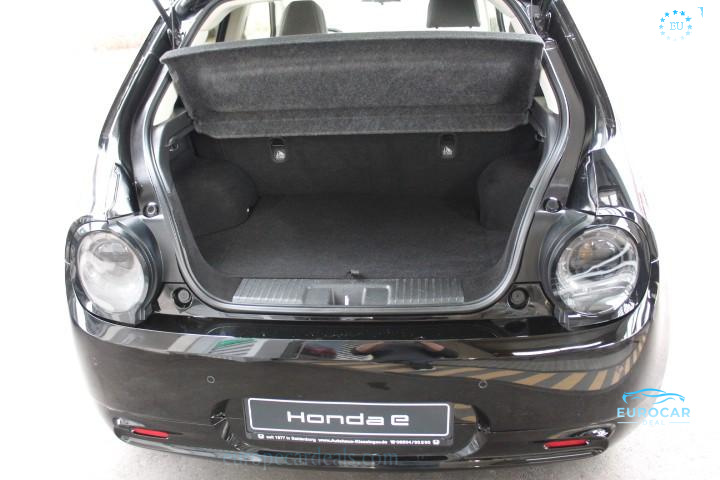 Honda e