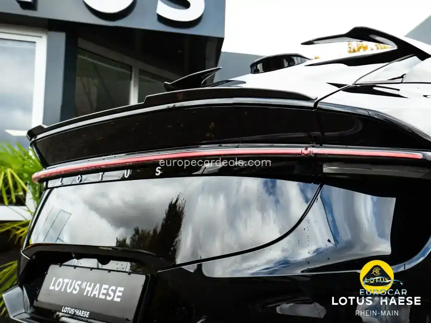 Lotus Eletre