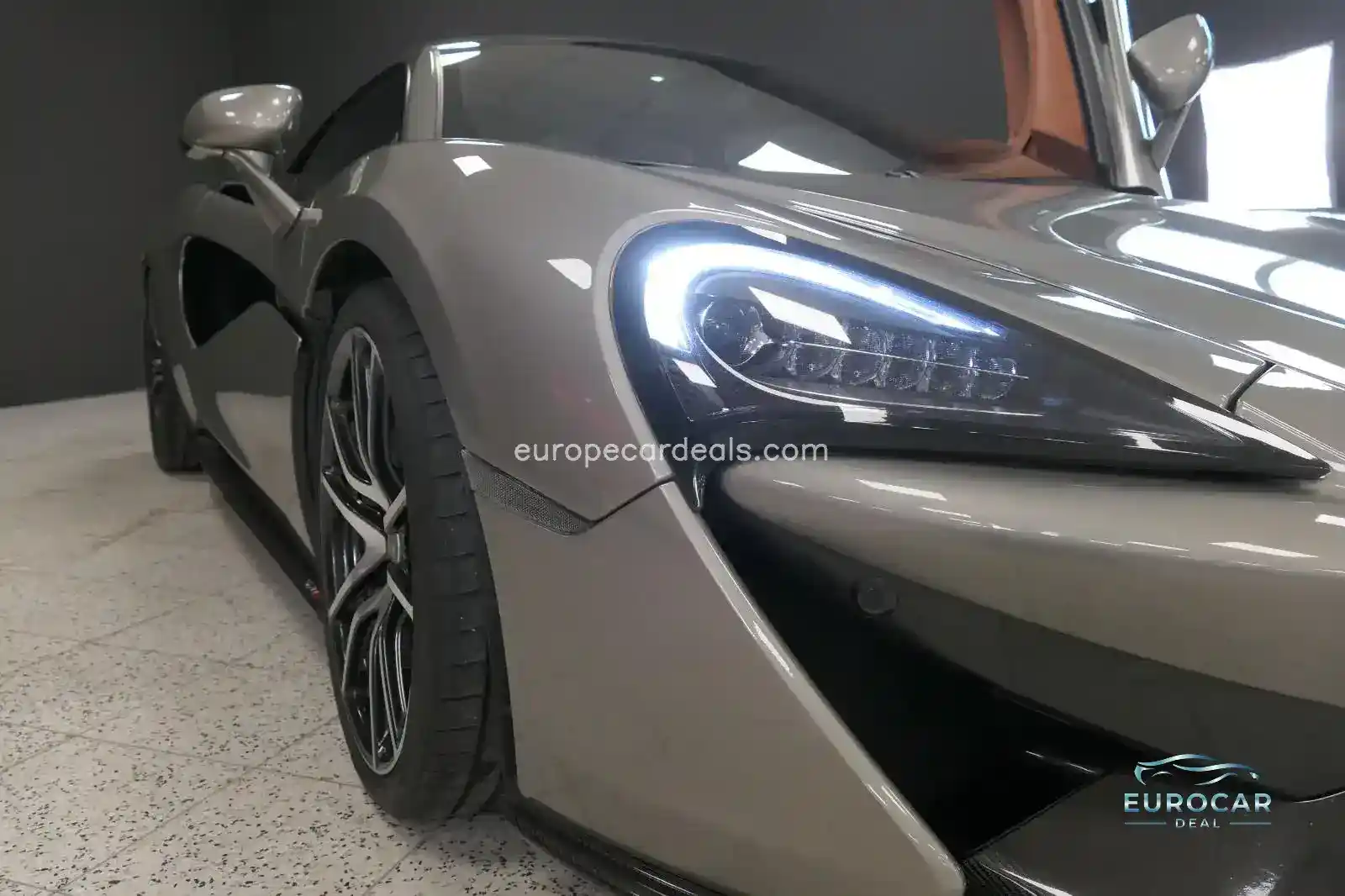 McLaren 570S