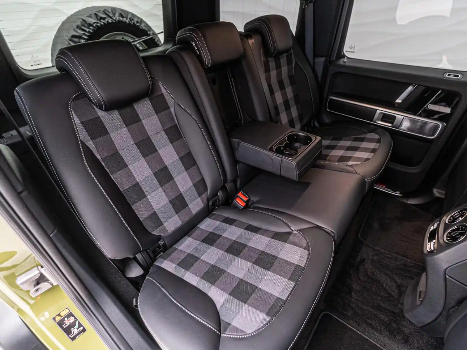 Mercedes-Benz G 500