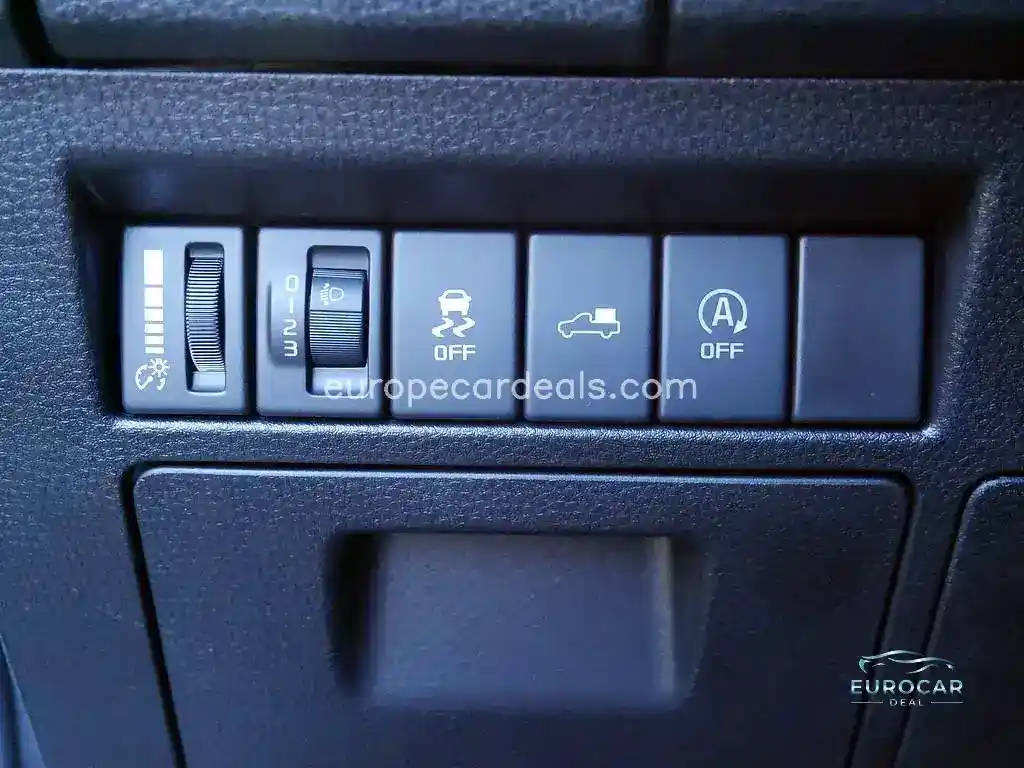 Space Cab 4×4 LS KLIMA PDC SHZ KAMERA ACC