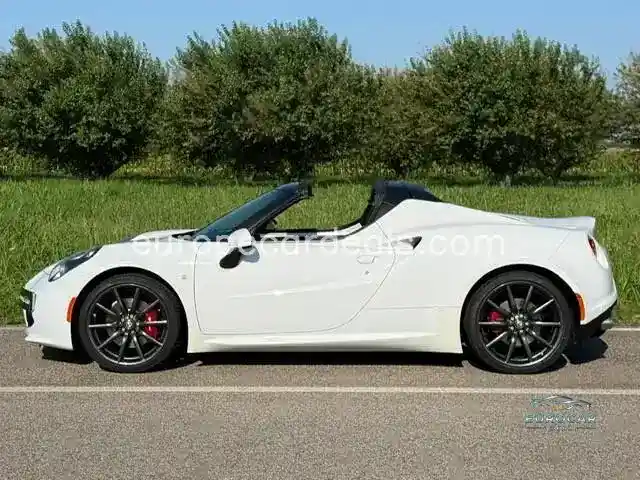 Alfa Romeo 4C