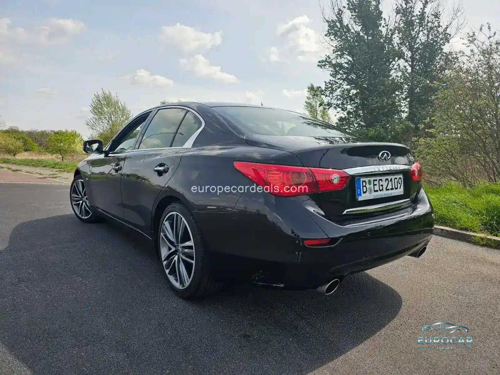 Infiniti Q50