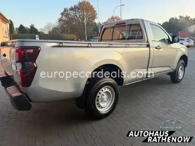 Single Cab 4WD L MY2025*Spurhalteass.*Verk