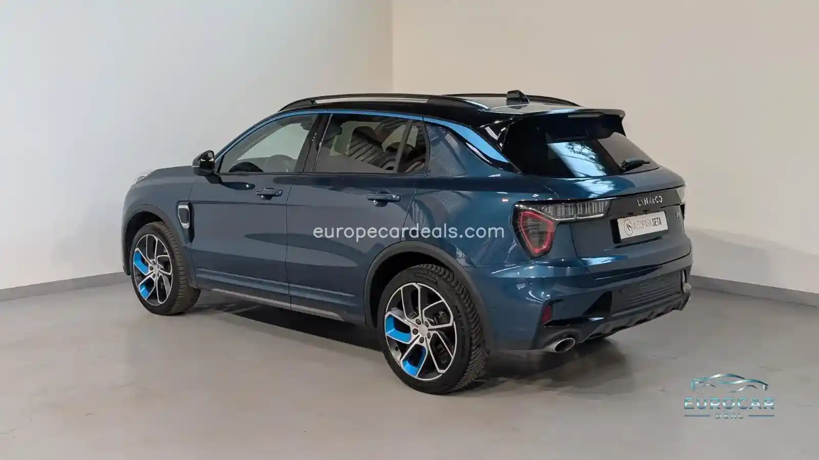 Lynk&Co 01
