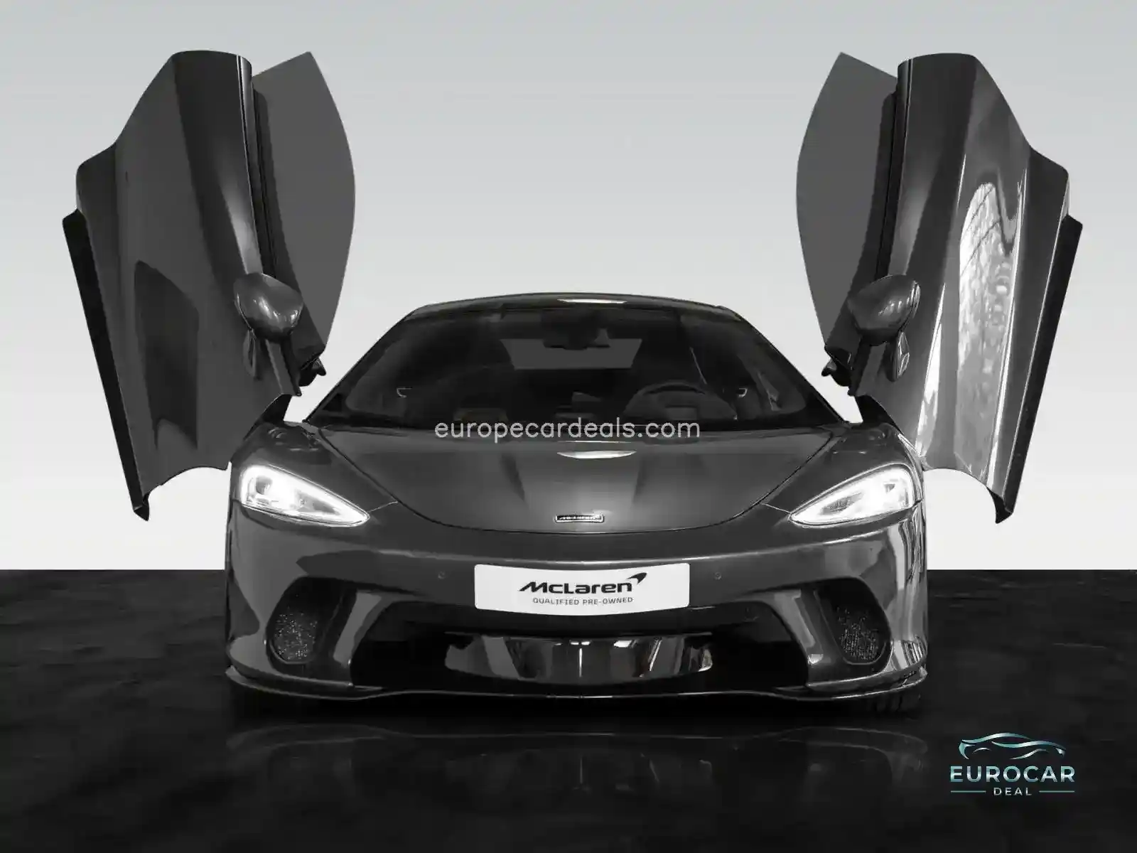 McLaren GT
